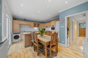 Ravensbourne Avenue, Shortlands, Bromley, BR2