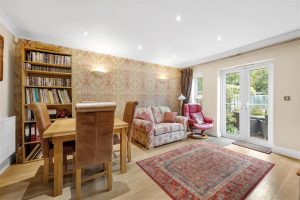 Ravensbourne Avenue, Beckenham, BR3