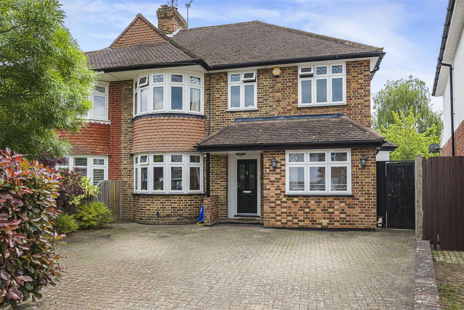 Dukes Way, West Wickham BR4