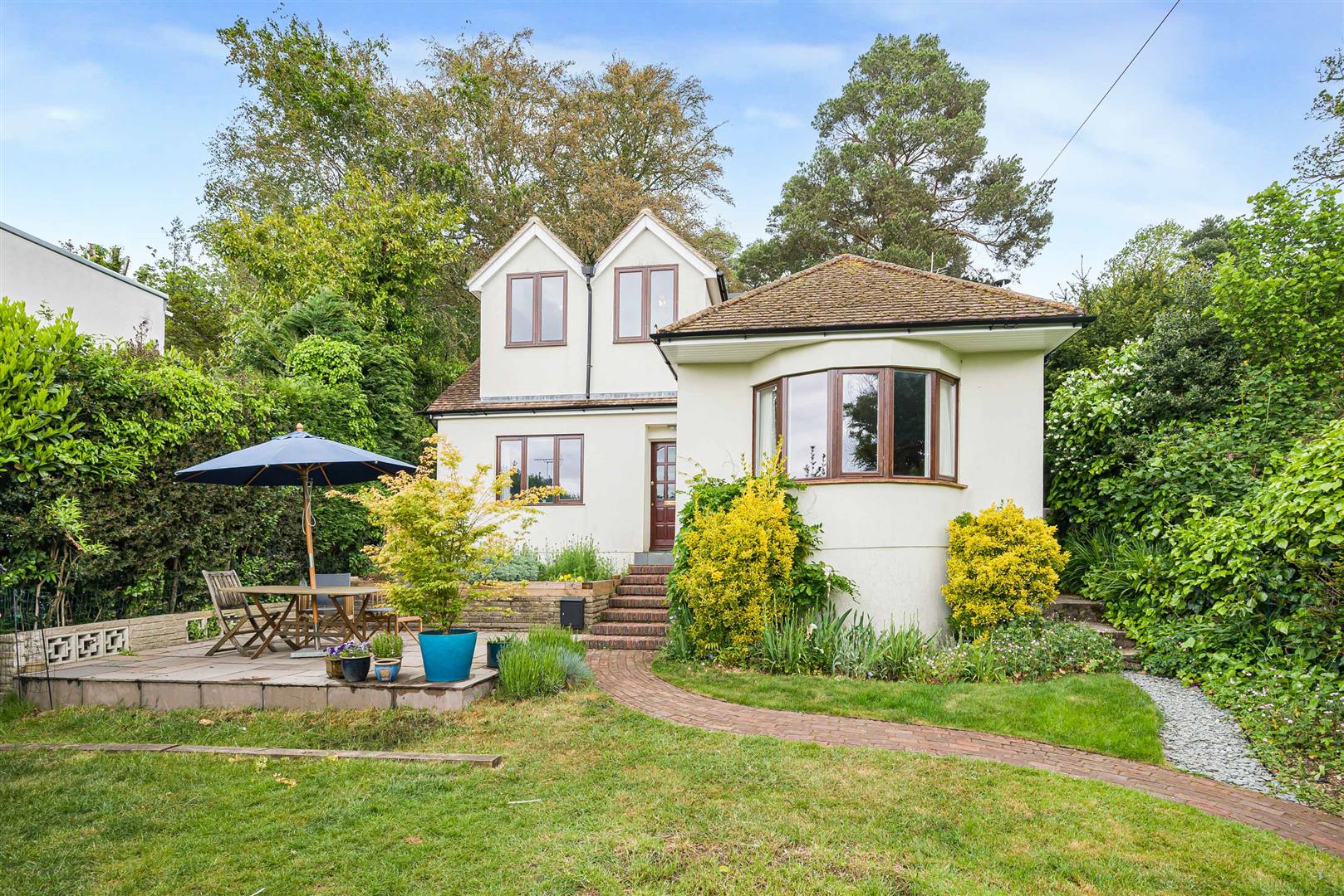 Hartfield Crescent, West Wickham BR4