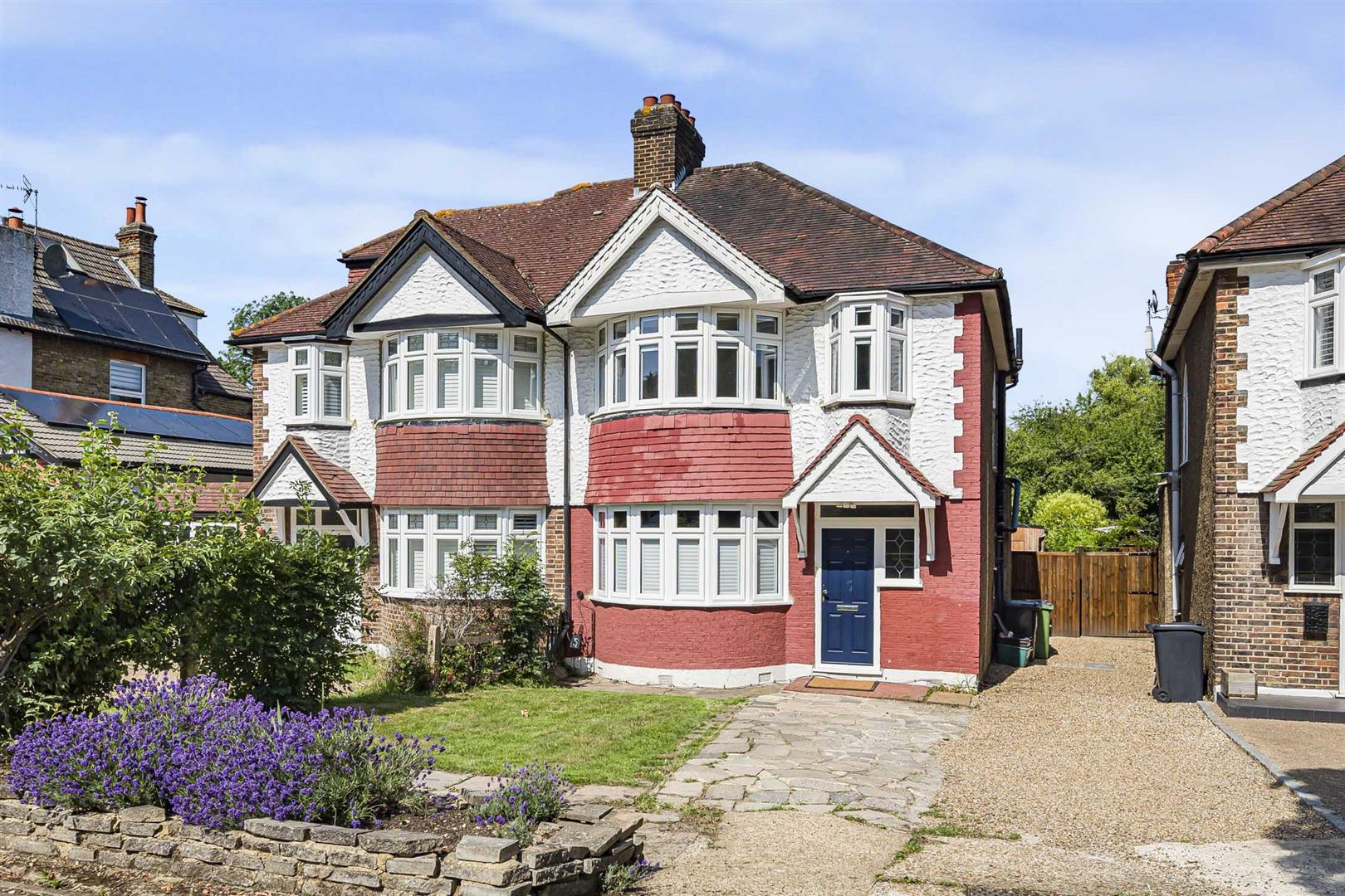 Ravensbourne Avenue, Shortlands, BR2