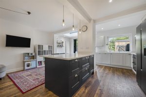 Ravensbourne Avenue, Shortlands, BR2