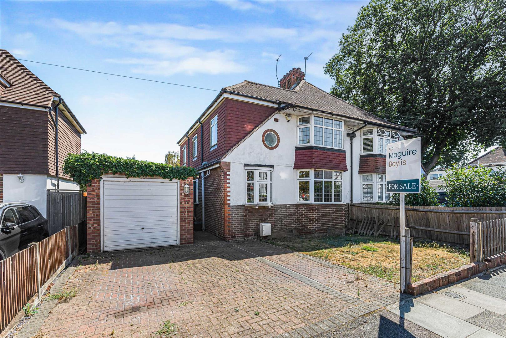 Bourne Vale, Hayes