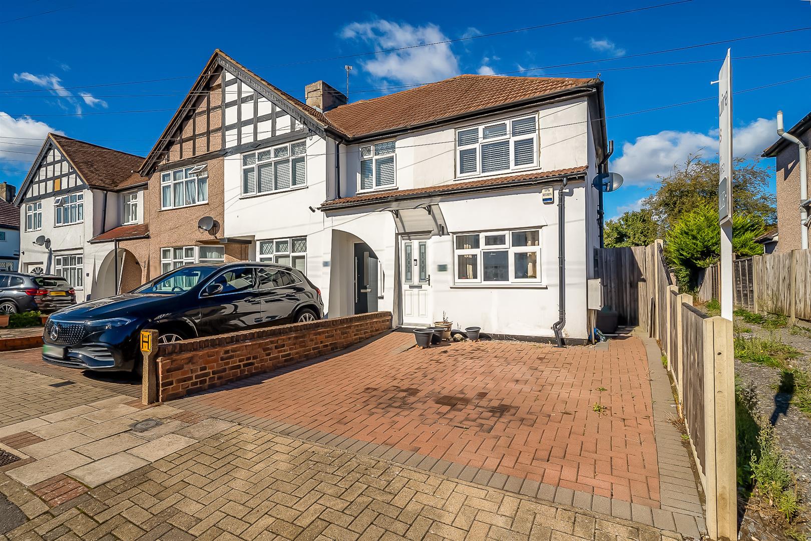 Sunray Avenue, Bromley, BR2